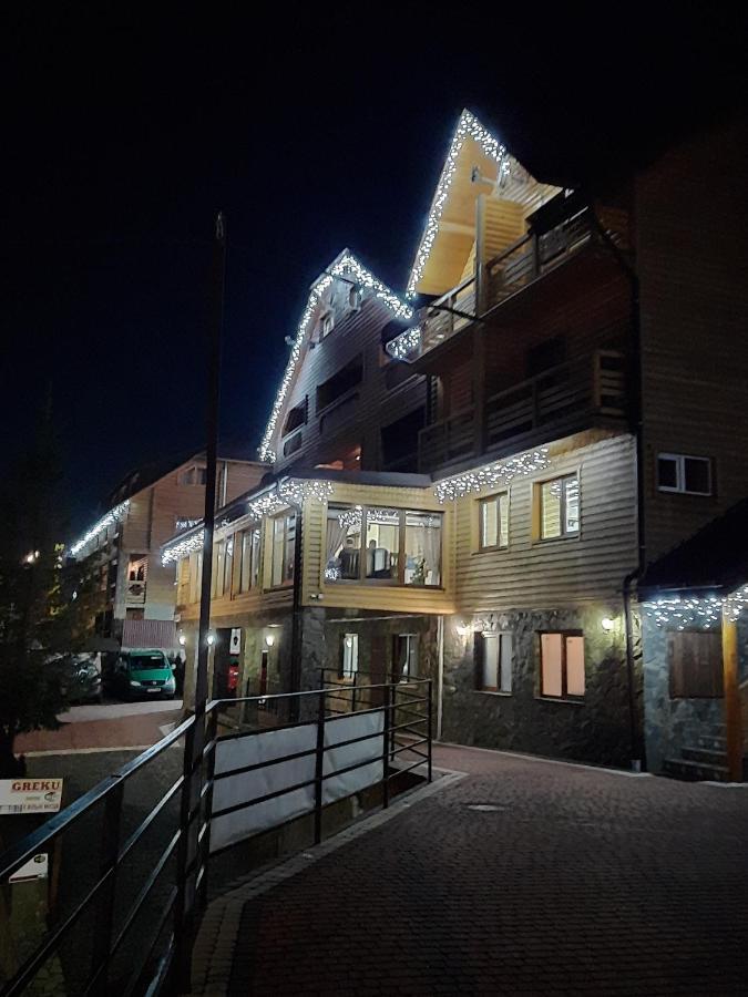 Greku Hotel บูโคเวล ภายนอก รูปภาพ